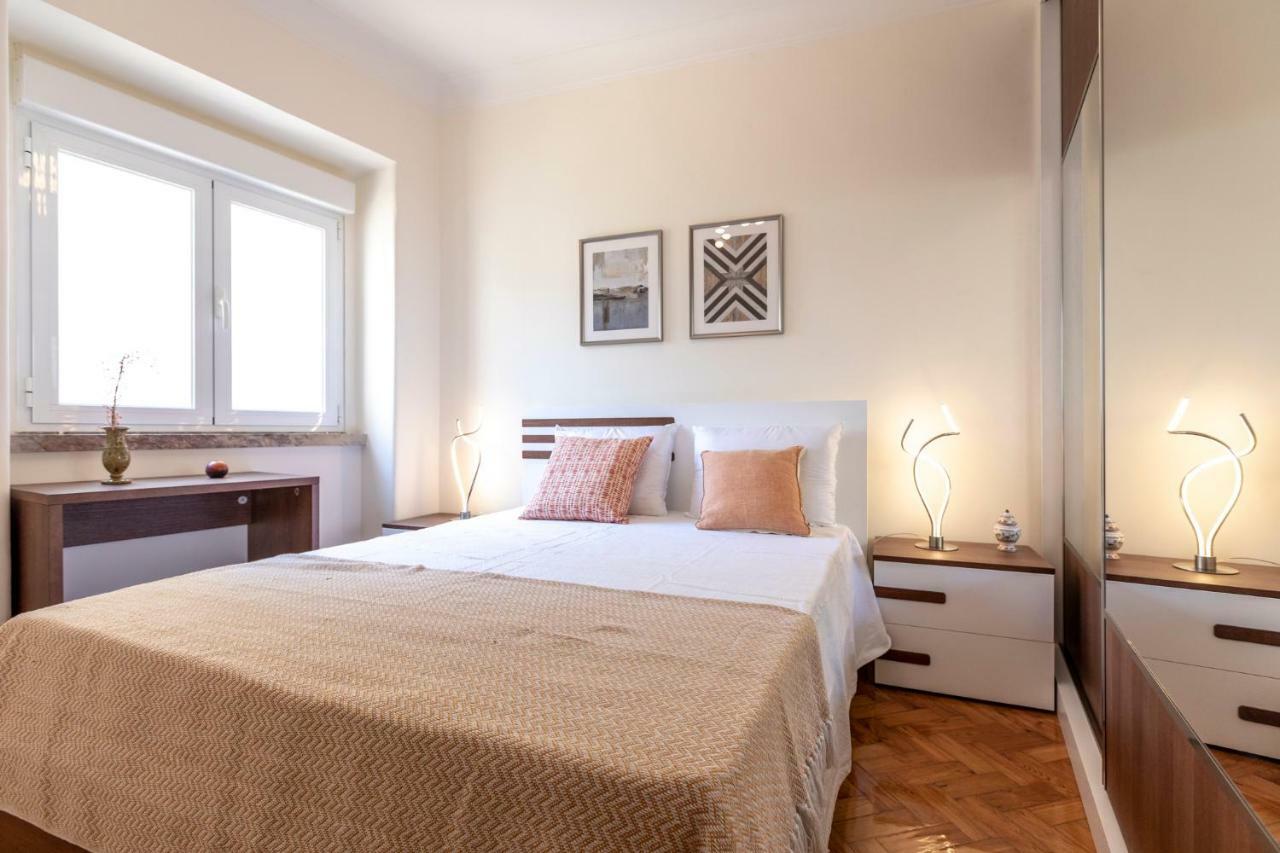 Like-Home-T3 Apt-Campolide, Near Amoreiras Mall Lisboa Exteriör bild
